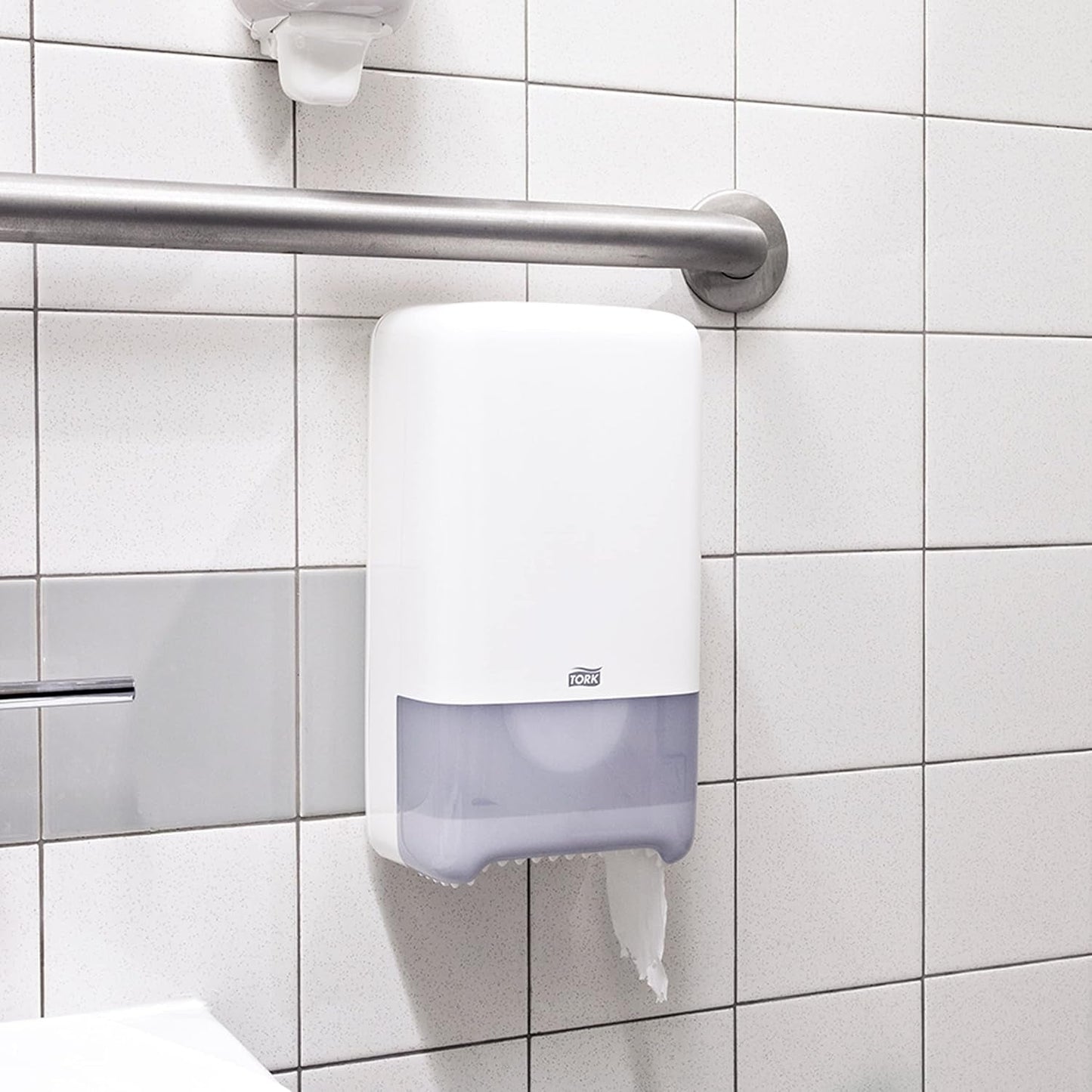 Tork 127530 Papier toilette doux Midi de qualité avancée pour distributeur de papier toilette double rouleau Tork T6 / Papier toilette doux 2 épaisseurs résistant aux déchirures, paquet de 27 (27 x 100 mètres)