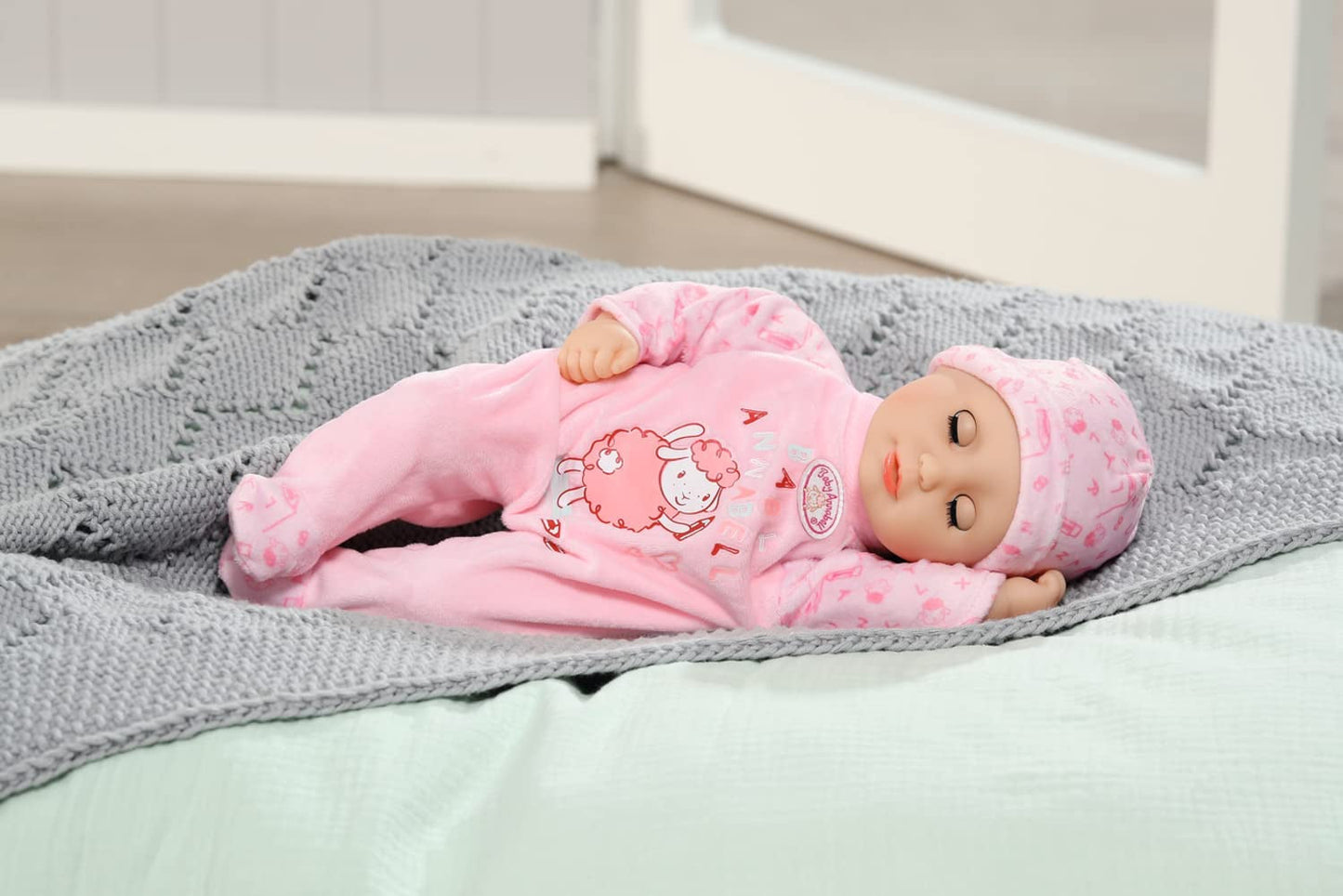 Annabell Poupée douce Little Annabell 36cm, avec corps en tissu et yeux endormis, 36cm, 709870 Zapf Creation