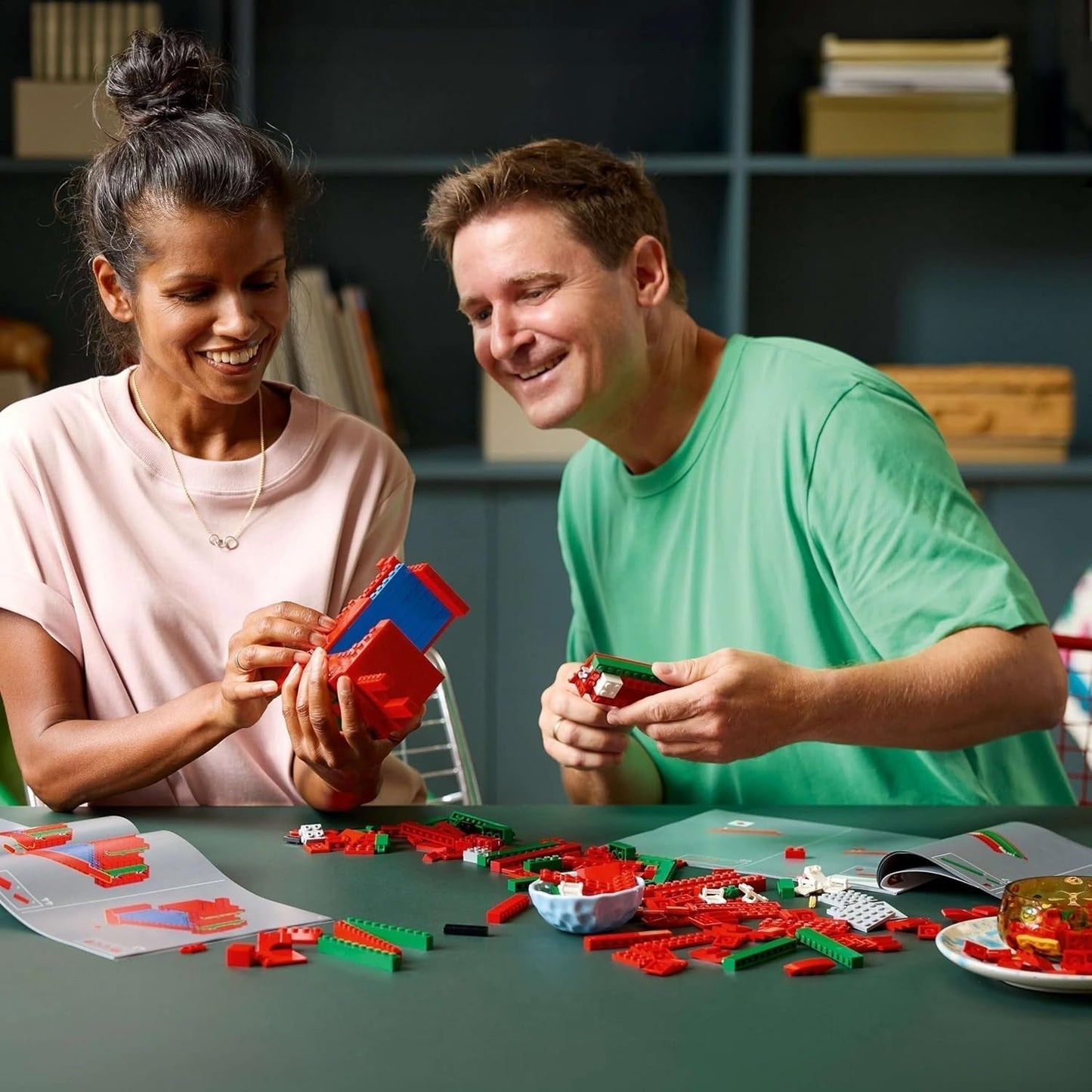 Ensemble de construction LEGO Art Love pour adultes Décoration d'intérieur Cadeau de Saint-Valentin et de fête des mères pour femmes et hommes Activité créative pour les amateurs d'art et de design 31214 Ensembles de construction Besuche den LEGO-Store