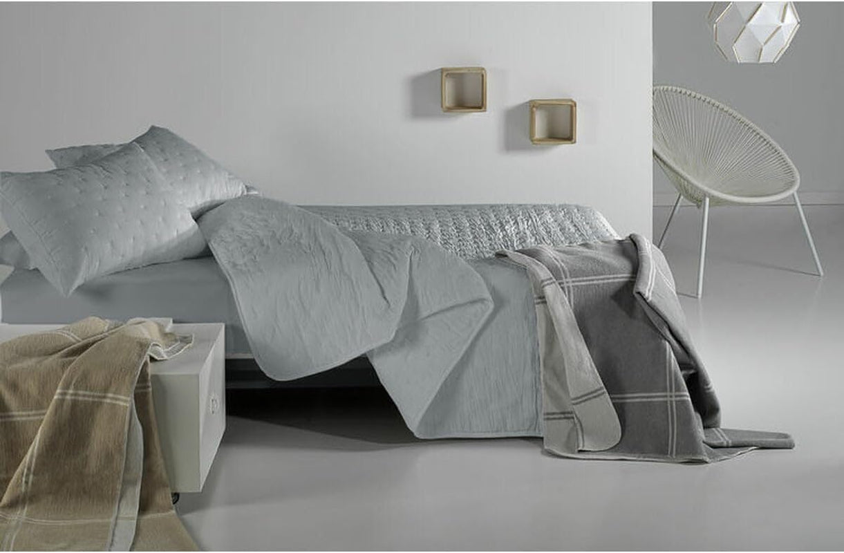 Pierre Cardin - Bouti Dots - Lit 180 Cm - Couleur Gris C5 Couettes et couettes Naty Shop