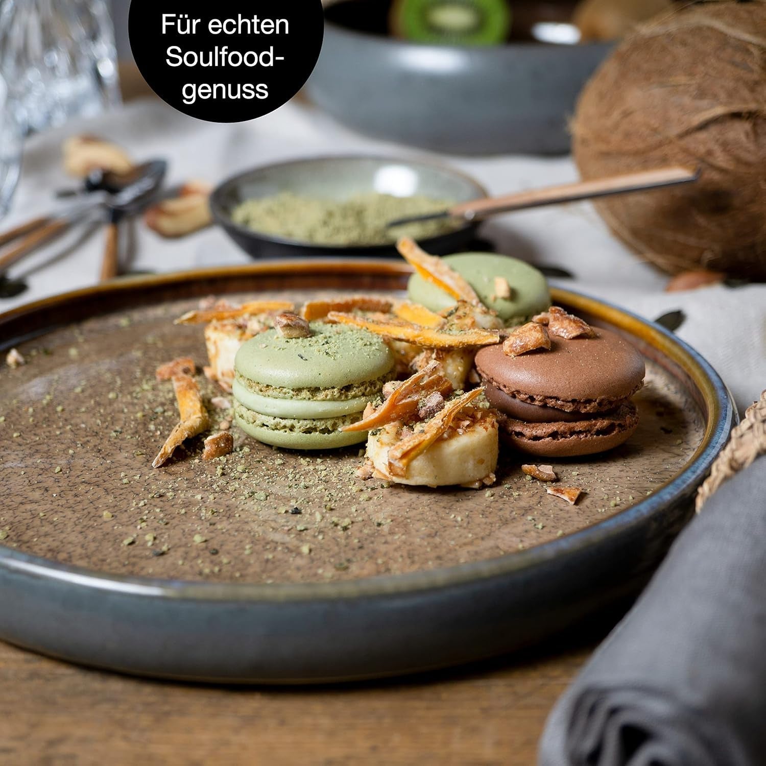 Moritz & Moritz SOLID Service de table en grès 24 pièces pour 6 personnes - Service de table pour 6 personnes composé de 6 assiettes plates, 6 petites assiettes, 6 assiettes plates et 6 tasses avec poignées