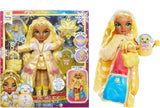 Rainbow High Winter Wonderland - Skyler (Bleu) - Poupée mannequin de neige à accumulation d'eau magique cachée de 28 cm avec ensemble de bonhomme de neige, convient aux enfants de 4 à 12 ans et aux collectionneurs Naty Shop Sunny Dolls (Jaune)