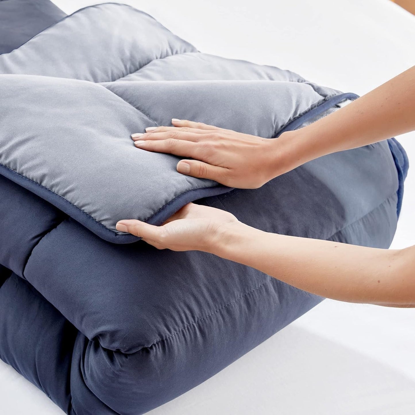 Pikolin Home - Couette réversible 300 G - Garnissage Nordique Bicolore - Pour lit 105 - Douillet, chaud, respirant, jaune moutarde, 180 X 260 Cm Couettes et couettes Naty Shop