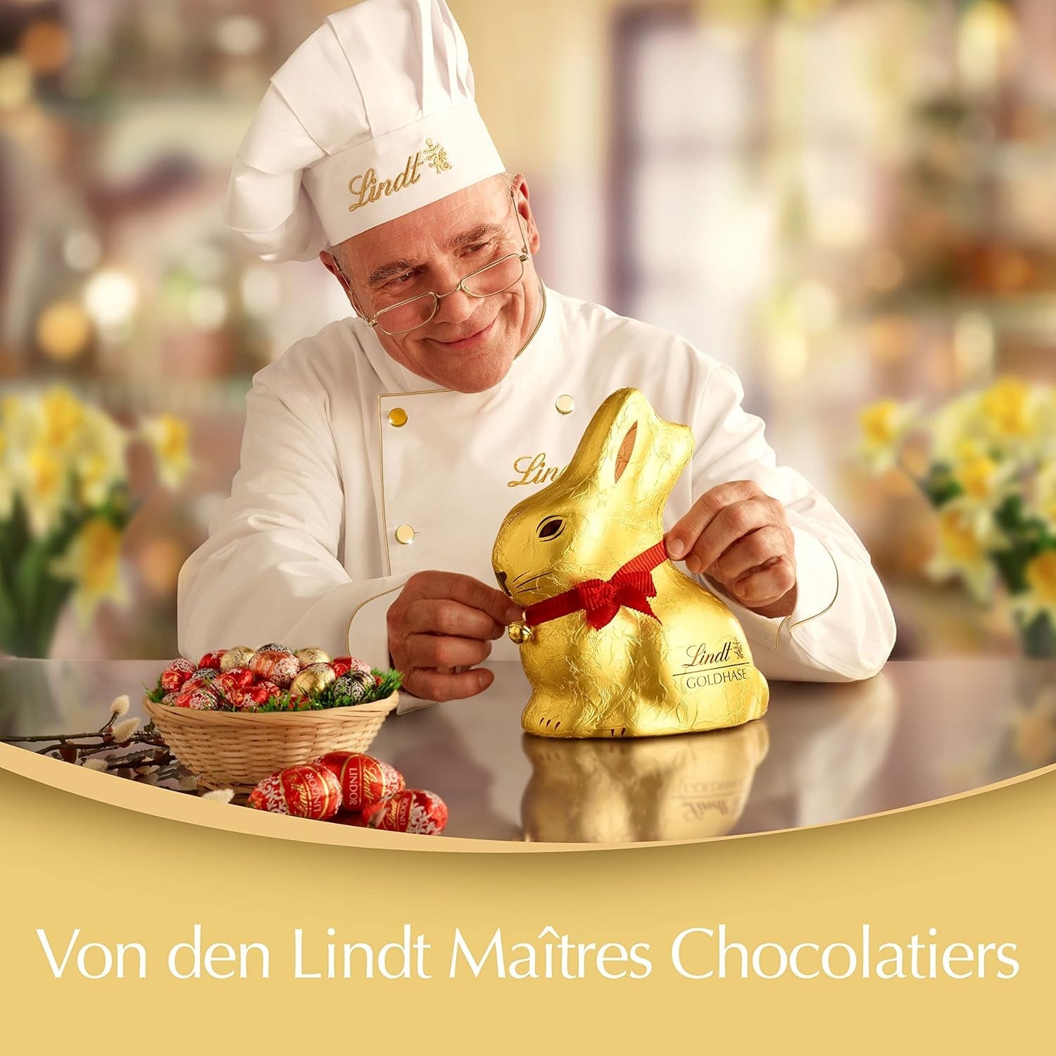 Oeufs LINDOR au chocolat Lindt | 4 boîtes de 450 g chacune | Œufs LINDOR au chocolat au lait fondant, fourrés blanc, noir et noisettes | Chocolat de Pâques | Cadeau de chocolat | Oeufs de Pâques | Oeufs en chocolat