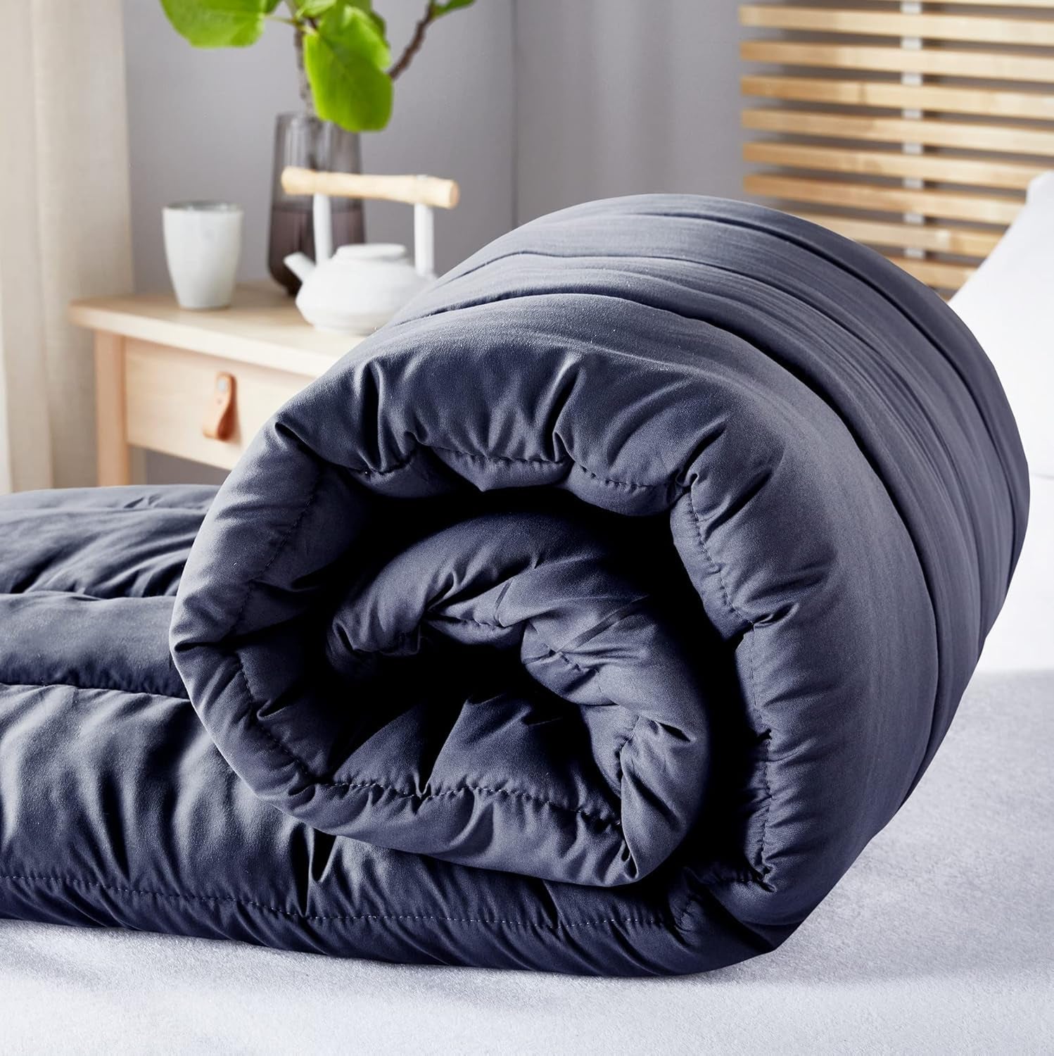 Pikolin Home - Couette réversible 300 G - Garnissage Nordique Bicolore - Pour lit 105 - Douillet, chaud, respirant, jaune moutarde, 180 X 260 Cm Couettes et couettes Naty Shop