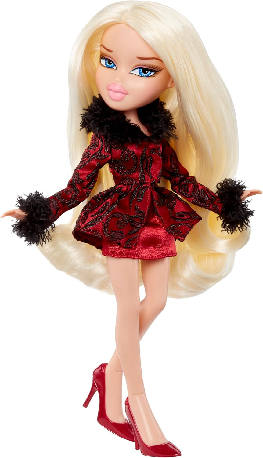 Bratz Clueless Cher Doll – Poupée de cinéma à collectionner avec de vraies tenues et accessoires