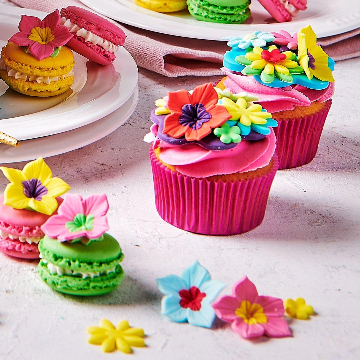Colorant alimentaire Funcakes Gel Poudre Rose : Colorant alimentaire très concentré pour pâtes, crèmes, fondants, pâte d'amande, pâtisseries, dosage facile, gouttes individuelles pour créer des couleurs éclatantes, Halal, 30 g