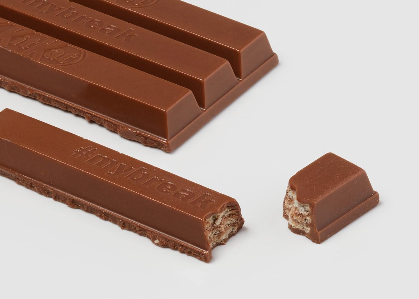 Barres de chocolat Nestlé Classic, barres de gaufrettes croustillantes au chocolat au lait, paquet de 48 (24 x 41,5 g)