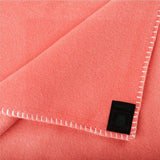 Couverture Zoeppritz en couleur : rouge, composée de 65 % polyester, 35 % viscose, taille : 160 x 200 cm, 103291-235-160 x 200. Lits et couvertures Zoeppritz depuis 1828.
