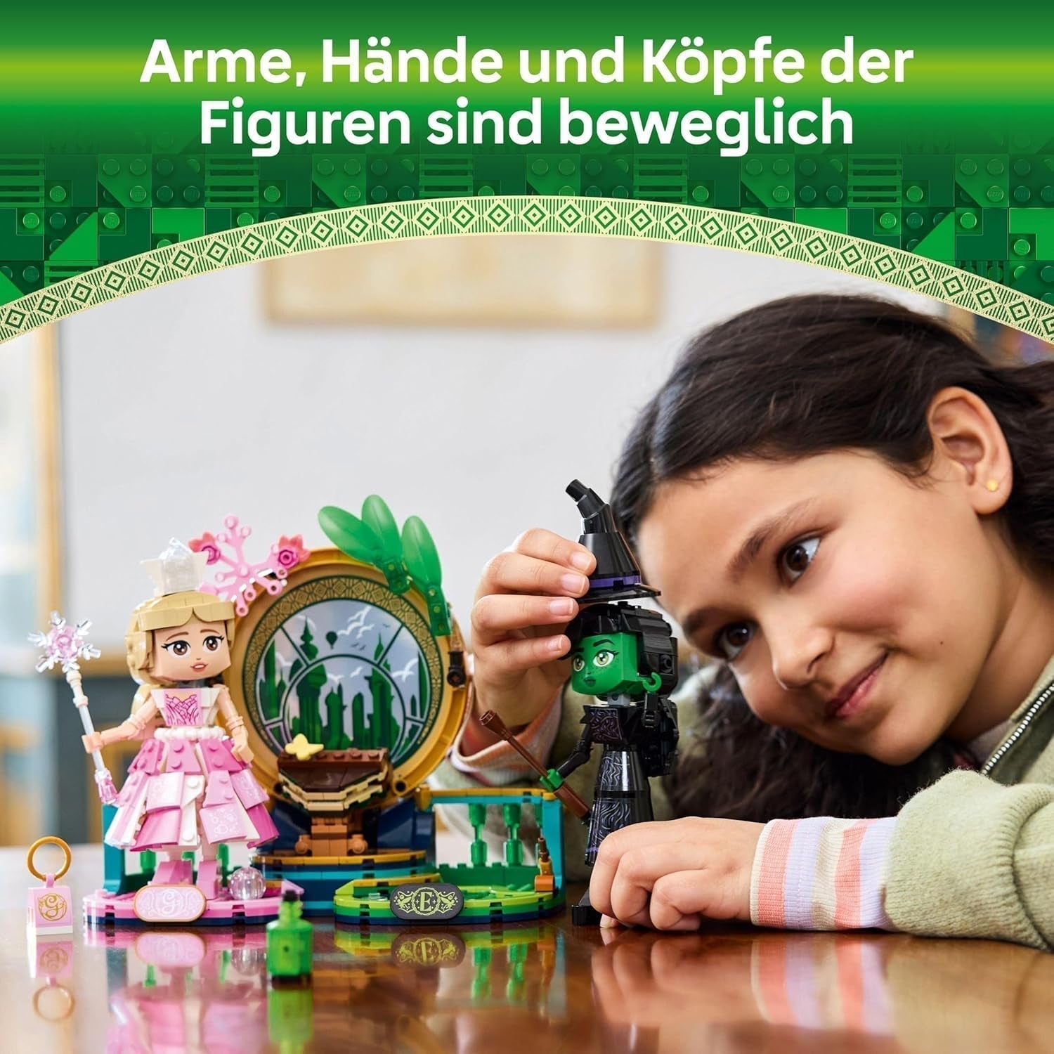 Poupées LEGO Wicked Elphaba et Glinda - figurine à collectionner des sorcières d'Oz - cadeau créatif pour les filles de plus de 10 ans et les fans du film - 75682 Jeux de construction Besuche den LEGO-Store