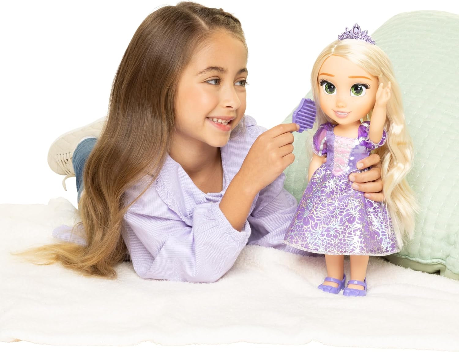 Poupée Disney Princesse Raiponce 35 cm, yeux réfléchissants à paillettes, articulations mobiles, robe amovible, chaussures, couronne, longs cheveux blonds, pour filles à partir de 3 ans