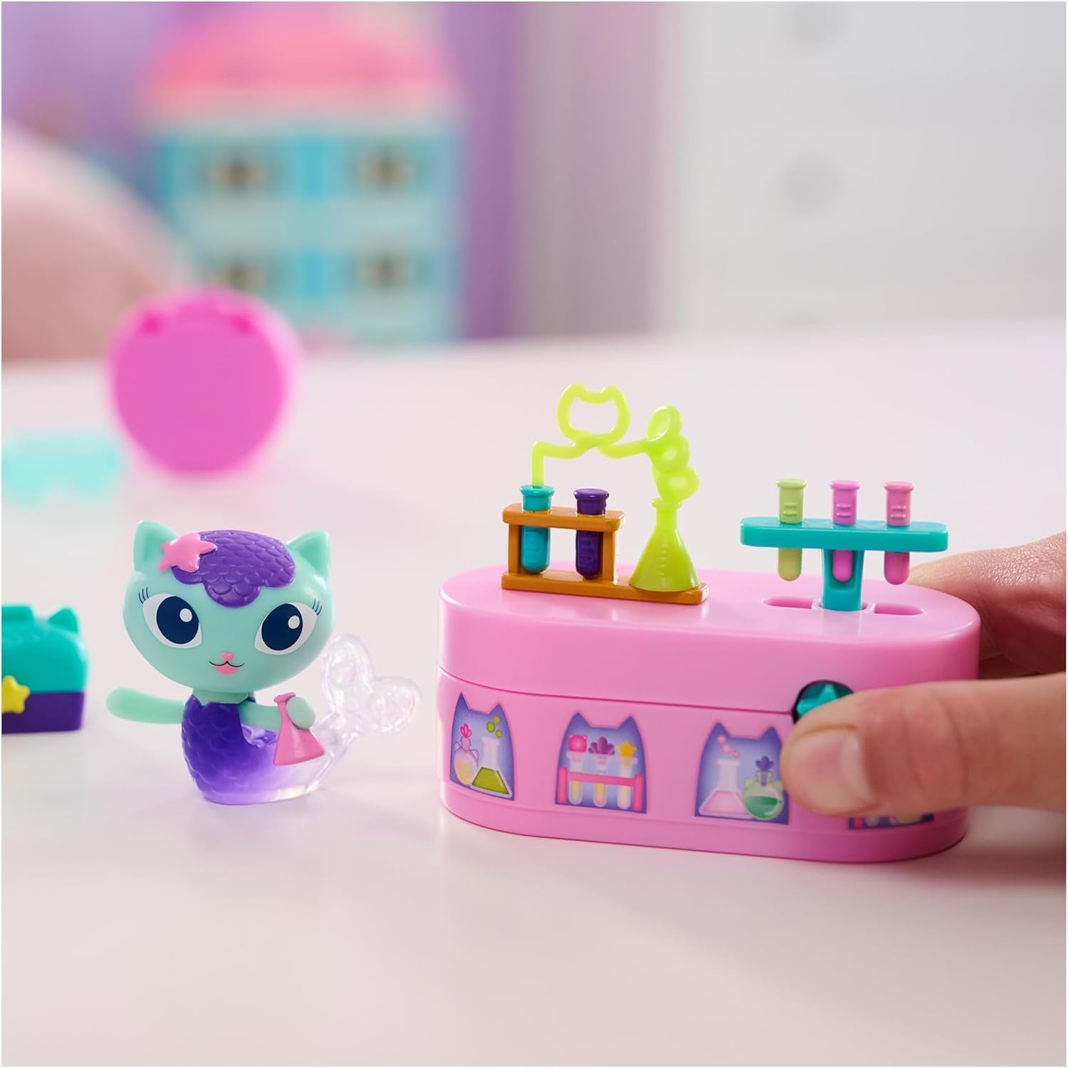 Gabby™S Dollhouse, Bobble Kitty Furniture Pack de figurines de chat suricates avec meubles et accessoires de maison de poupée, à partir de 3 ans Dollhouses Naty Shop