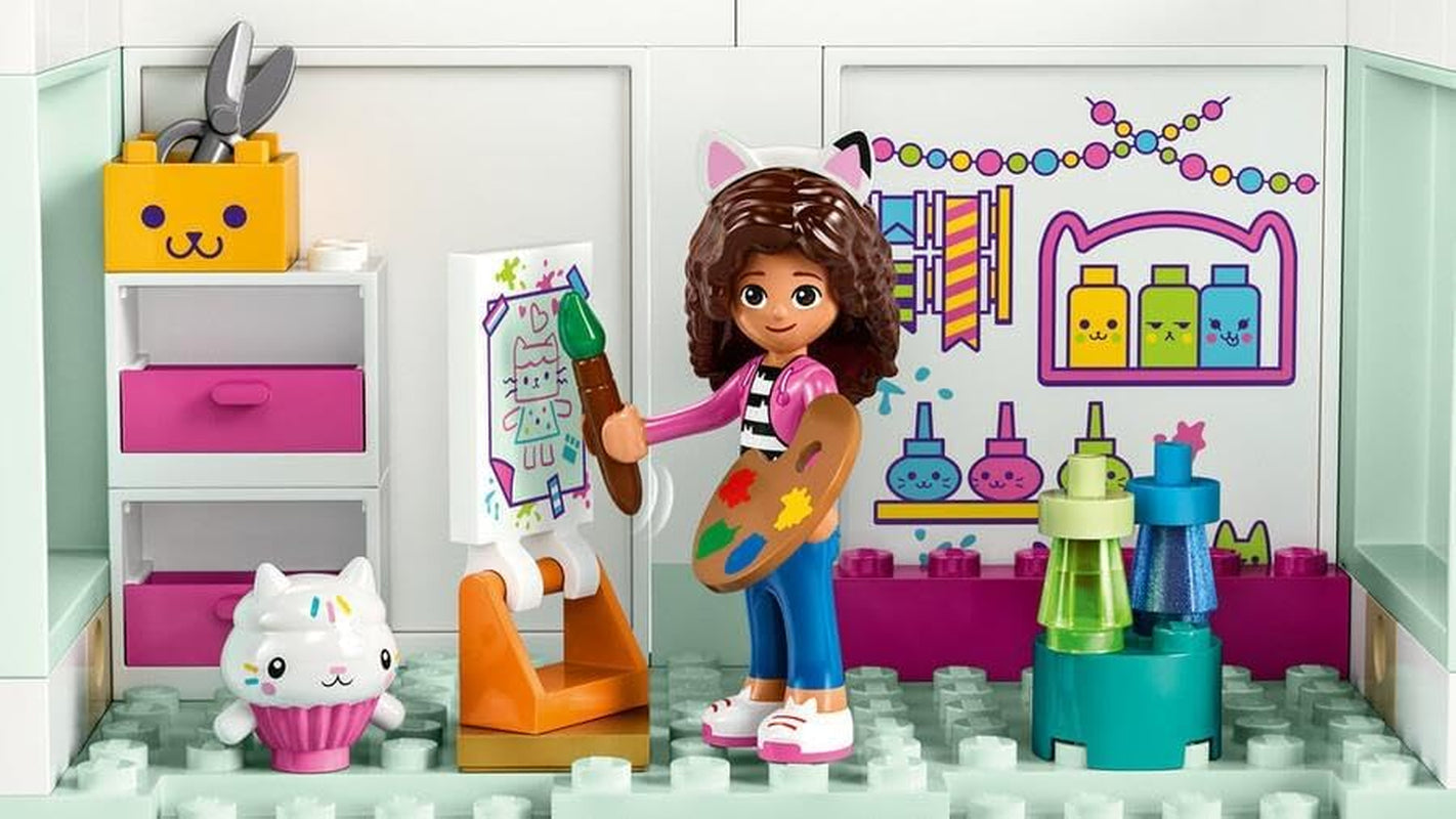 Lego 10788 Maison de poupée de Gabby, 8 pièces et 4 étages Maison de poupée de Gabby avec figurines Pandi, Suricate, Kuchi et accessoires, Cadeau pour filles, garçons et enfants de 4 ans Besuche den LEGO-Store