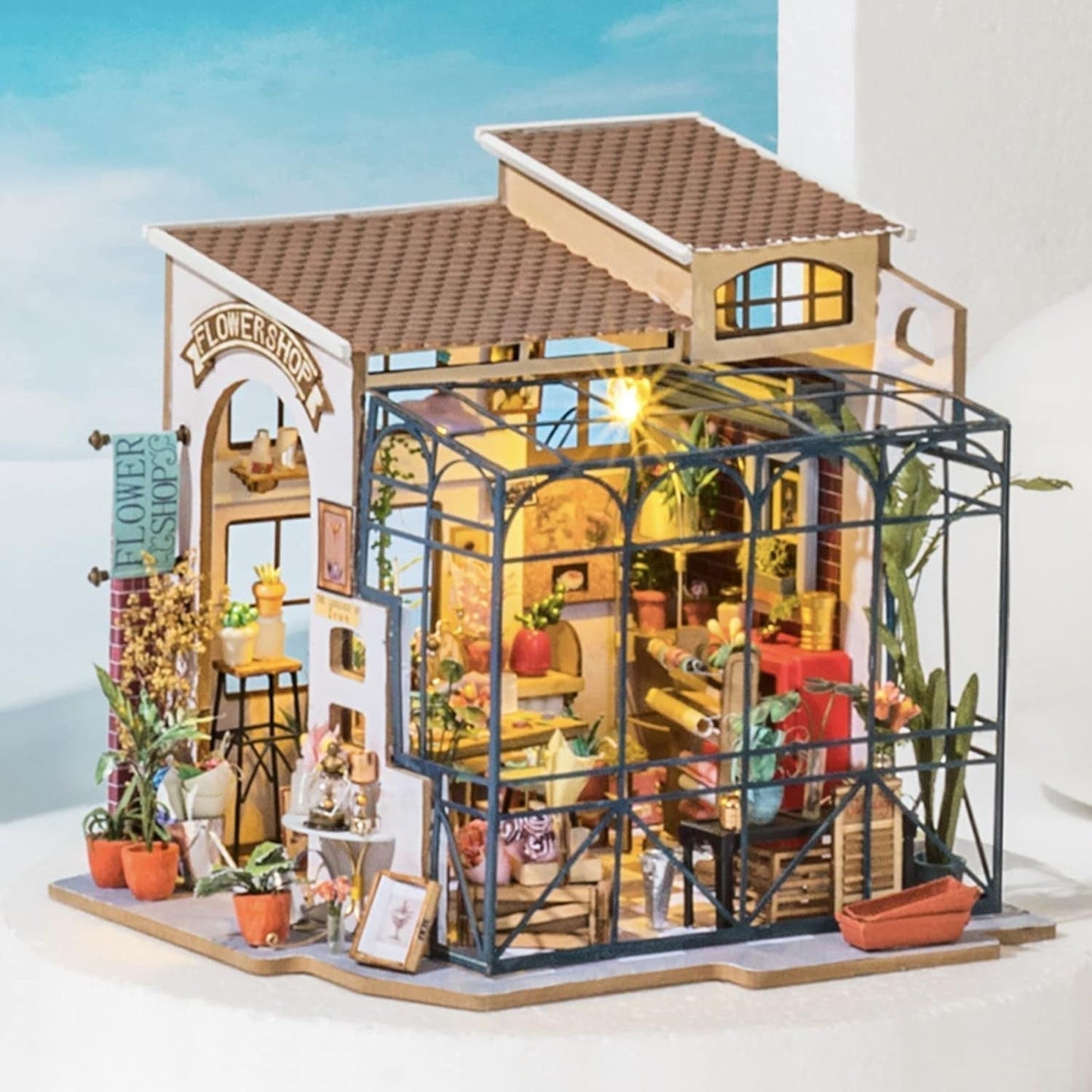 Robotime DG145 Rolife Emily's Flower Shop Maison de poupée miniature En bois, métal, tissu et carton, Dimensions : 22 X 15 X 17 Cm, Maisons de poupées Naty Shop