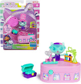 DREAMWORKS GABBY DOLLS HOUSE - Pack de meubles Meerkätzchen Bobble Kitty, figurine de chat avec meubles et accessoires de maison de poupée, à partir de 3 ans