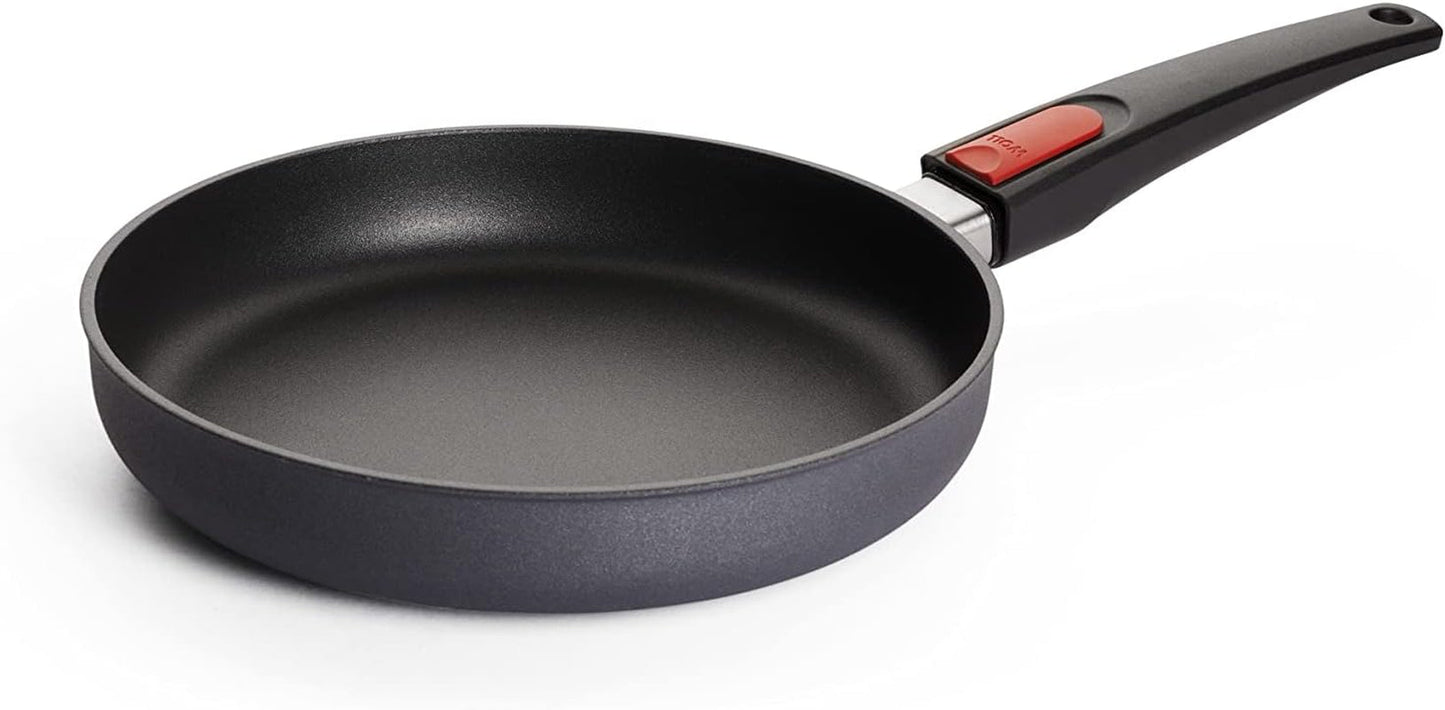 Poêle plate Woll Diamond Lite - Induction -, Ø 20 Cm, Hauteur 5 Cm, Avec poignée amovible - Convient à tous types de feux, Fonte d'aluminium, Revêtement antiadhésif Naty Shop Casseroles et poêles Ø 24 Cm
