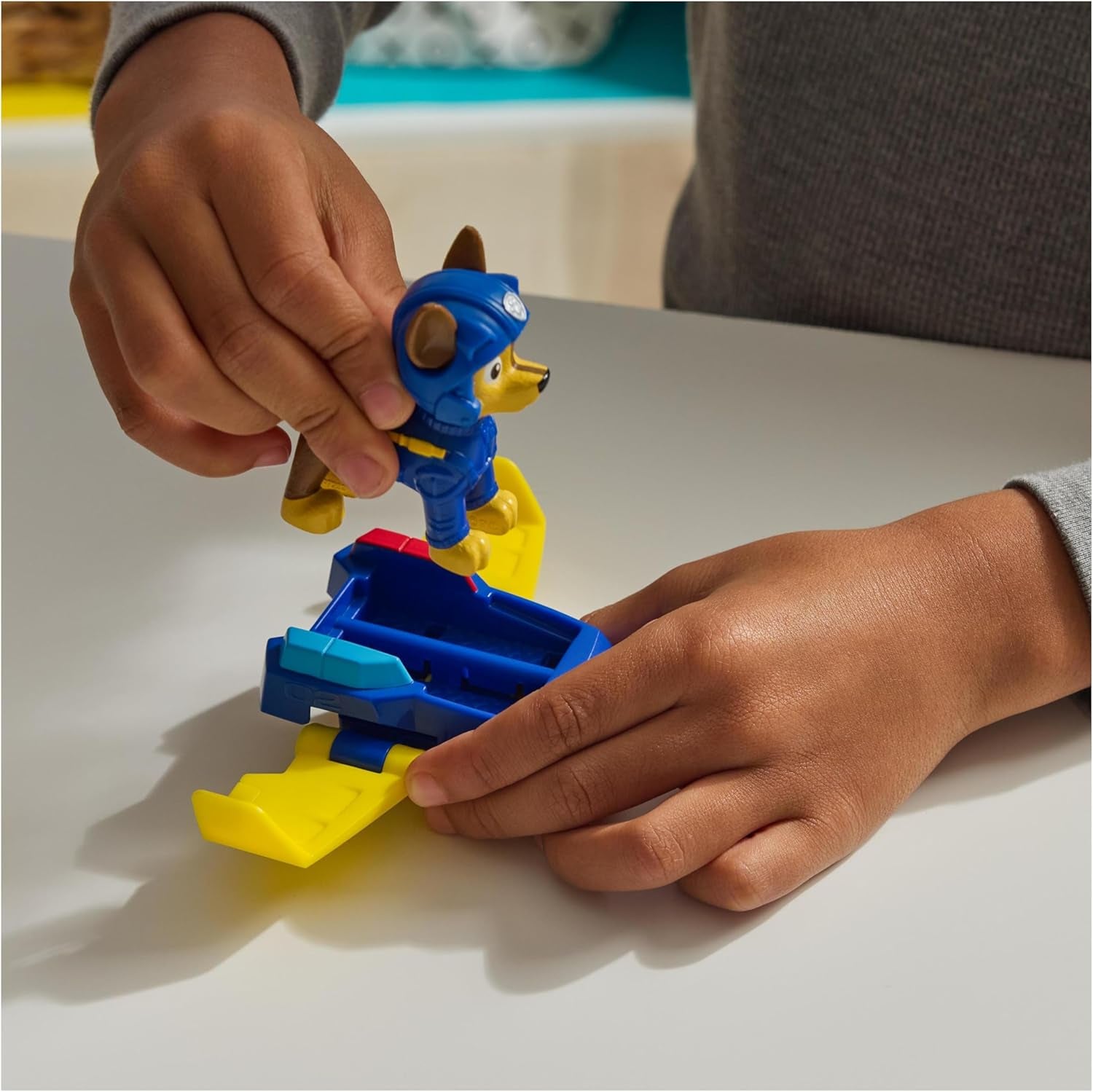 PAW PATROL Chase Action Pup Mini avion de sauvetage avec ailes pliantes, jouet pour enfants de 3 ans, figurines d'action Naty Shop