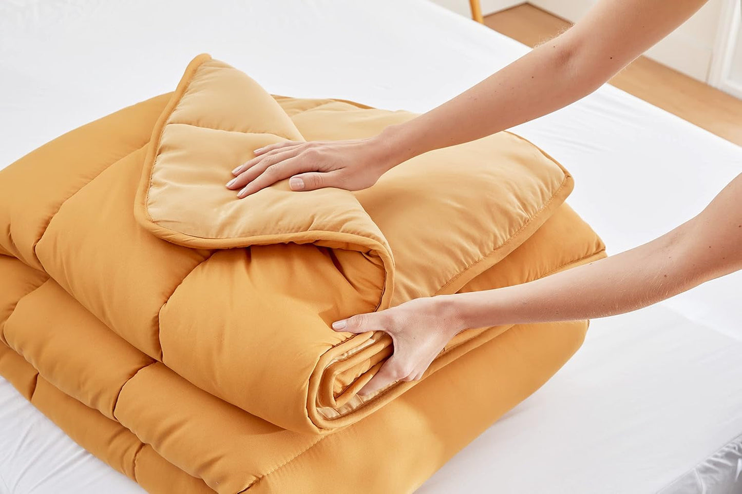 Pikolin Home - Couette réversible 300 G - garnissage nordique bicolore - pour lit 100/105 - confortable, chaude, respirante, vert, 180 X 220 cm Couettes et couettes Naty Shop