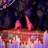 Poupée Barbie Signature, Figurine de collection Día De Muertos 2024 en robe noire et haut bleu à volants, imprimé brodé et accessoires colorés, HRM72