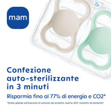 Sucette MAM Air Night 6-16 mois (paquet de 2) Sucette MAM 6-16 mois, brille dans le noir pour les peaux sensibles, accessoire pour bébé, paquet de 2 avec tétine en silicone et porte-tétine, neutre/vert