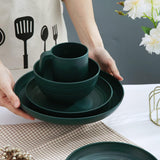 Service de table Kyraton en plastique incassable et réutilisable, composé de 16 pièces. Assiettes, tasses, bols et plats légers. Facile à transporter et à nettoyer. Sans BPA. Pour 4 personnes.