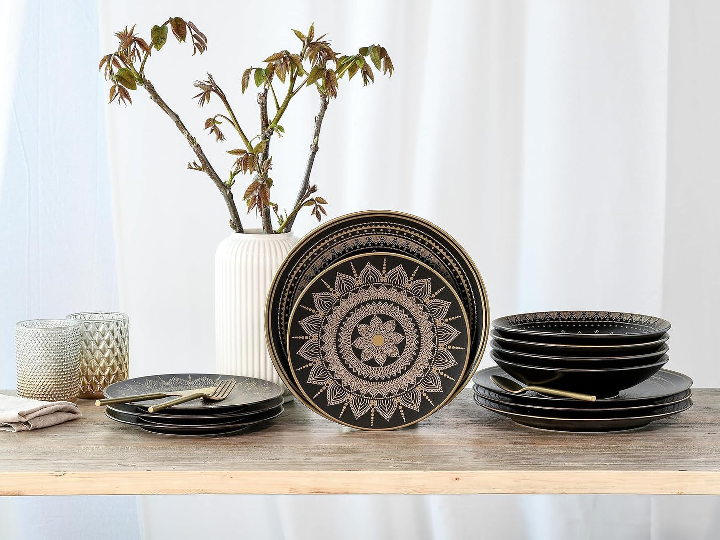 CreaTable, 23588, Série MANDALA GOLD - Noir, Service de table 12 pièces, Service d'assiettes en porcelaine, Passe au lave-vaisselle et au micro-ondes, Fabrication de qualité