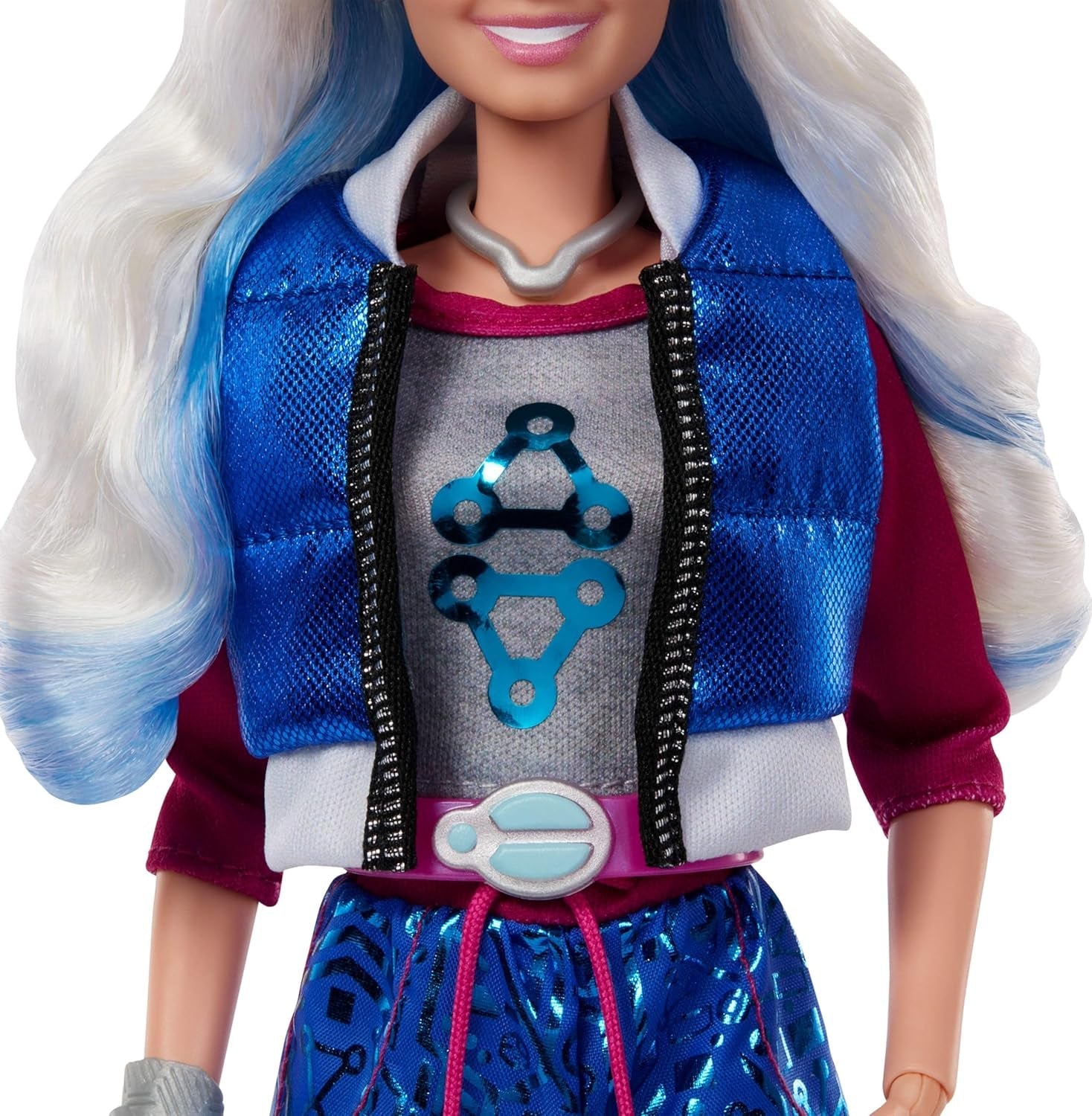 Mattel Disney Zombies 4 : L'aube des vampires Addison Wells - Poupée mannequin avec tenue détachable et 6 accessoires inspirés du film, JFG32