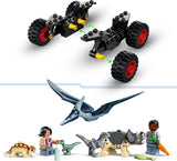 LEGO Jurassic World Rescue Center for Baby Dinosaurs, set avec de petites figurines de dinosaures dont Triceratops, Ankylosaurus et Velociraptor, cadeau de construction pour garçons et filles à partir de 4 ans 76963 Jeux de construction Besuche den LEGO-Store