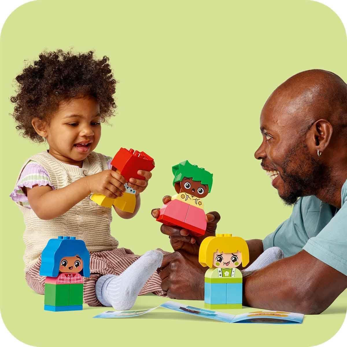LEGO DUPLO Big Feelings, jeu de construction à empiler avec 23 briques colorées et 4 figurines, jouet de motricité pour favoriser le développement social et émotionnel des jeunes enfants à partir de 18 mois 10415 Jeux de construction Beuche den LEGO-Store