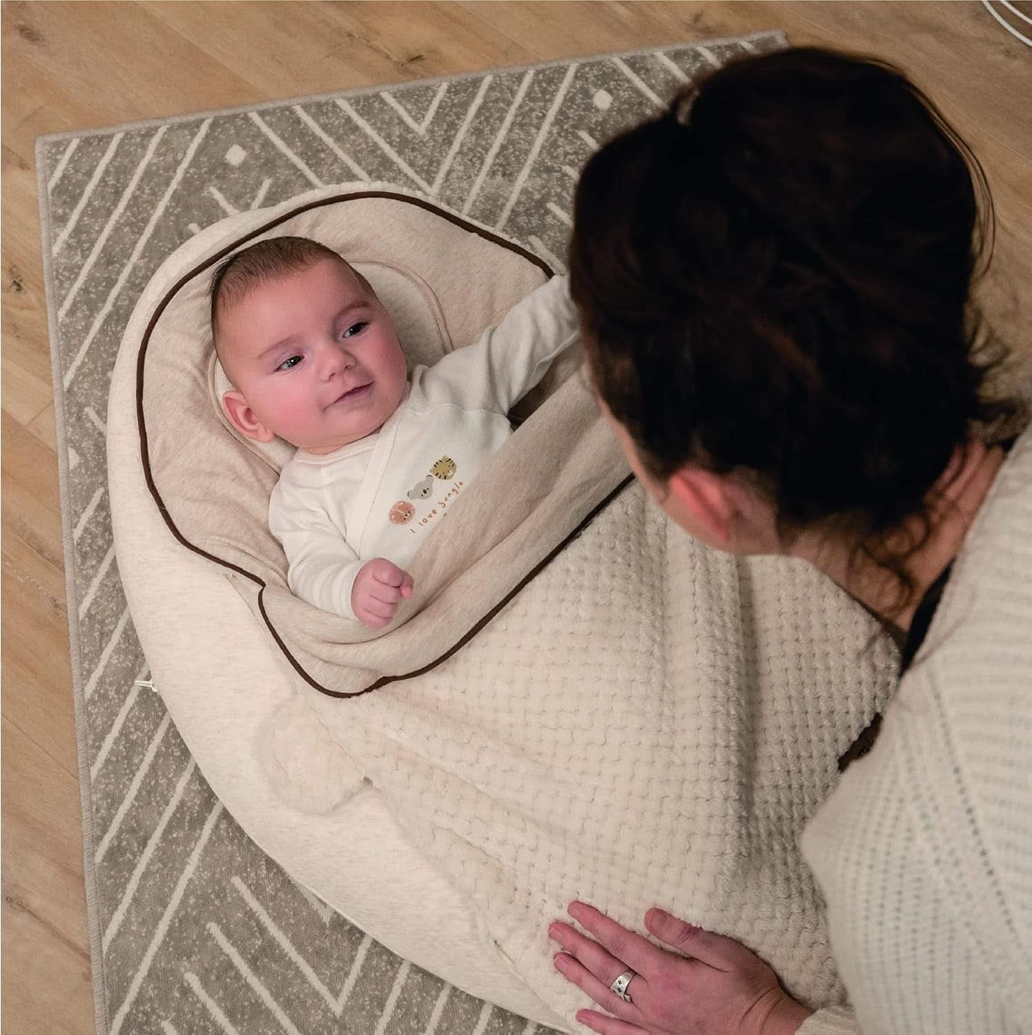 Coussin d'allaitement multifonction 4 en 1, Soft Nova, beige, oreiller simple : 202 cm, fauteuil, 40 X 75 X 22 cm Accessoires Alimentation et Allaitement Bebe Naty Shop