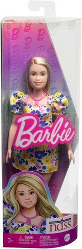 Barbie Fashionistas - développée avec la National Down Syndrome Society, cheveux blonds et tenue tendance avec une robe à fleurs et des baskets blanches, pour les enfants de 3 ans et plus, HJT05 Naty Shop Dolls