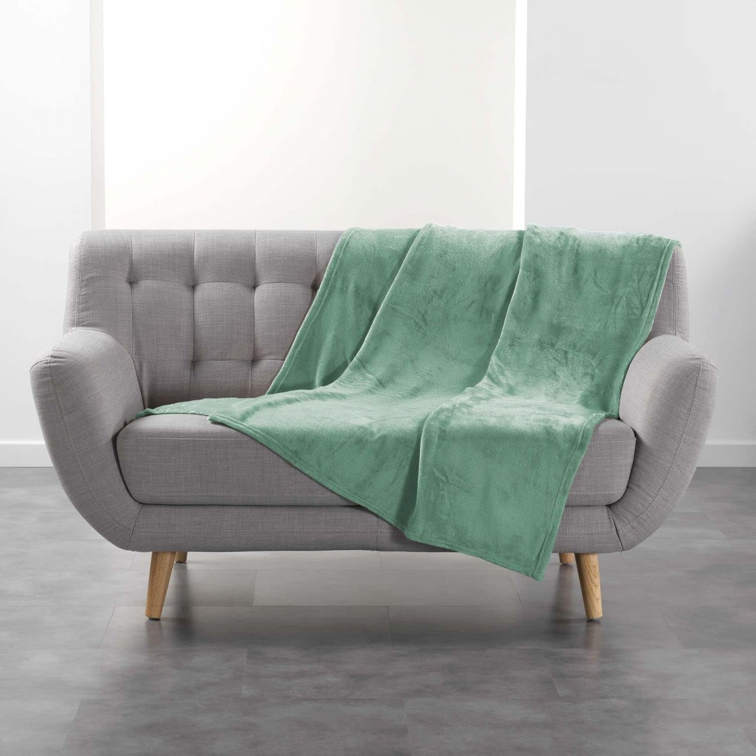 Douceur D'Intérieur, couverture flanelle, 125 X 150 Cm, sauge, flanelle Couettes et quilts Naty Shop
