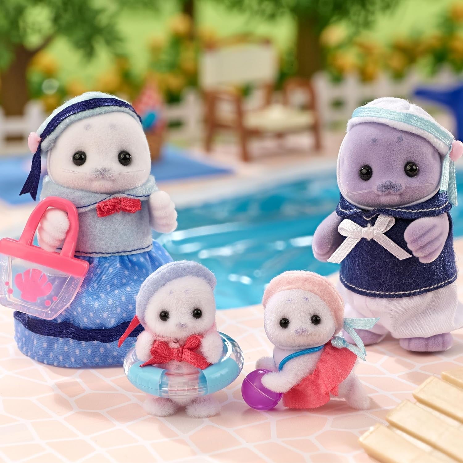 Sylvanian Families - 5759 Figurine animale de la famille des phoques, jouet détaillé pour les 3 ans et plus Naty Shop Dolls