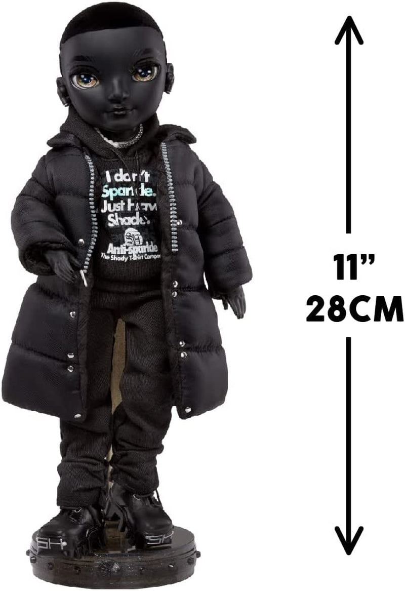 Rainbow High Shadow High - REXX McQueen - Poupée noire à la mode avec une tenue tendance et plus de 10 accessoires de jeu colorés - Idéale pour les collectionneurs et les enfants de 4 à 12 ans
