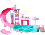 Barbie Dream Pool Playset avec six aires de jeu dont un toboggan et un jacuzzi, plus plus de 20 accessoires tels qu'un animal de compagnie, des bouées et plus encore, JKG83