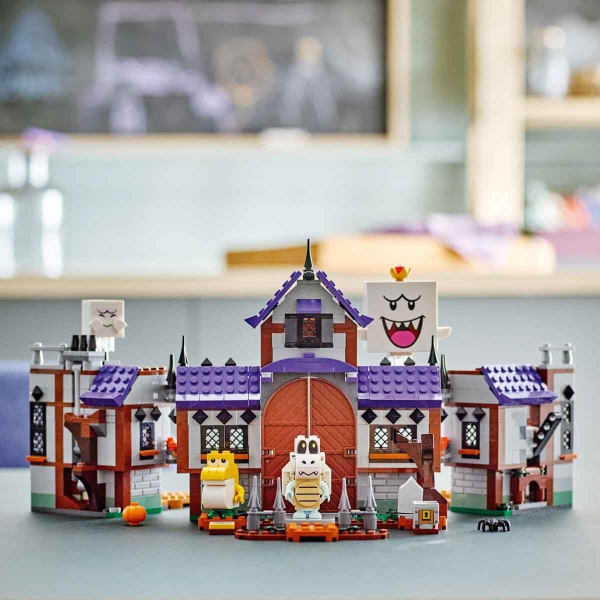 LEGO Super Mario King La maison hantée de Buu Huu Maison hantée pour enfants Ensemble de collection Nintendo avec bébé Yoshi Cadeau pour garçons, filles et joueurs à partir de 8 ans 71436 Ensembles de construction Besuche den LEGO-Store