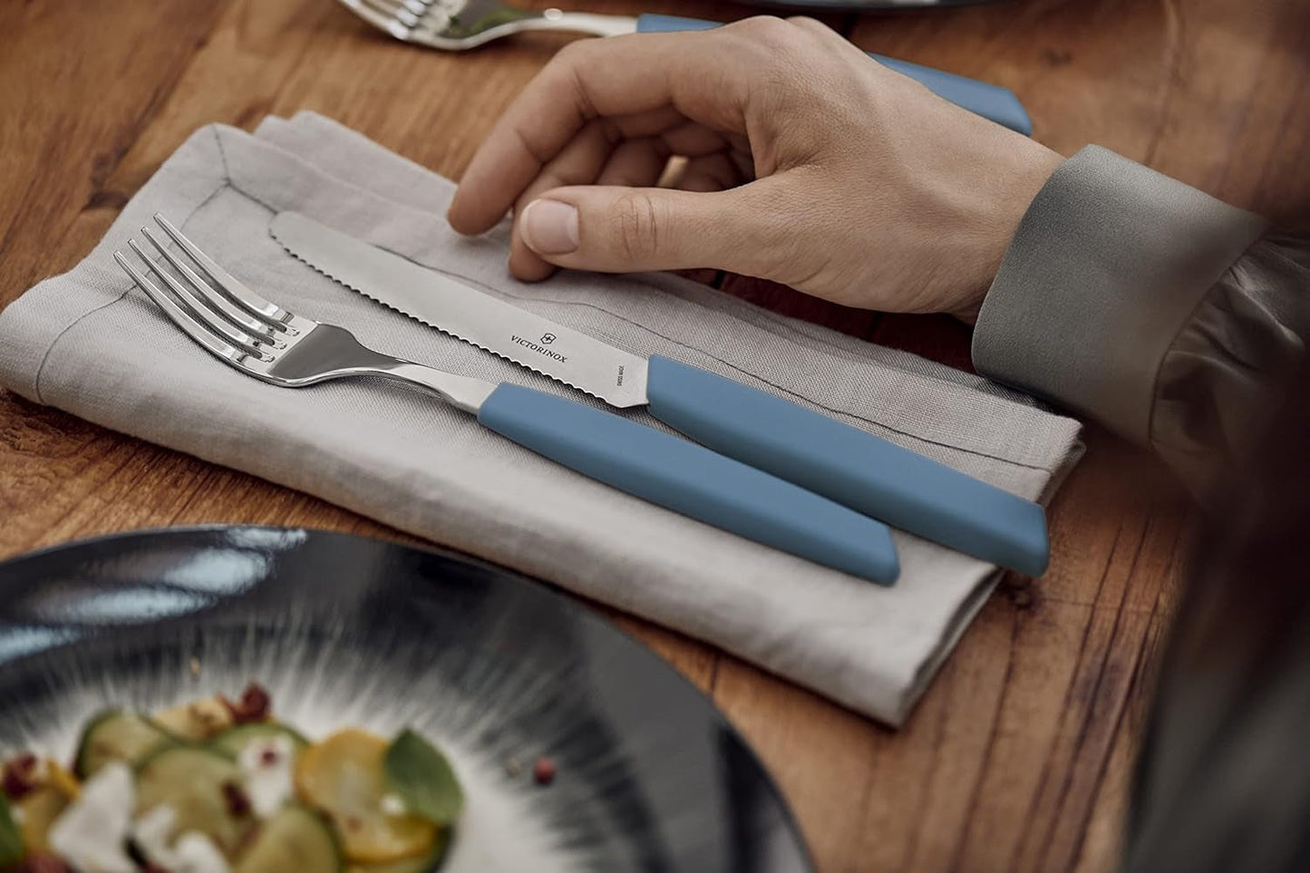 VICTORINOX Ménagère Suisse Moderne pour 6, 12 Pièces Cuisine Naty Shop