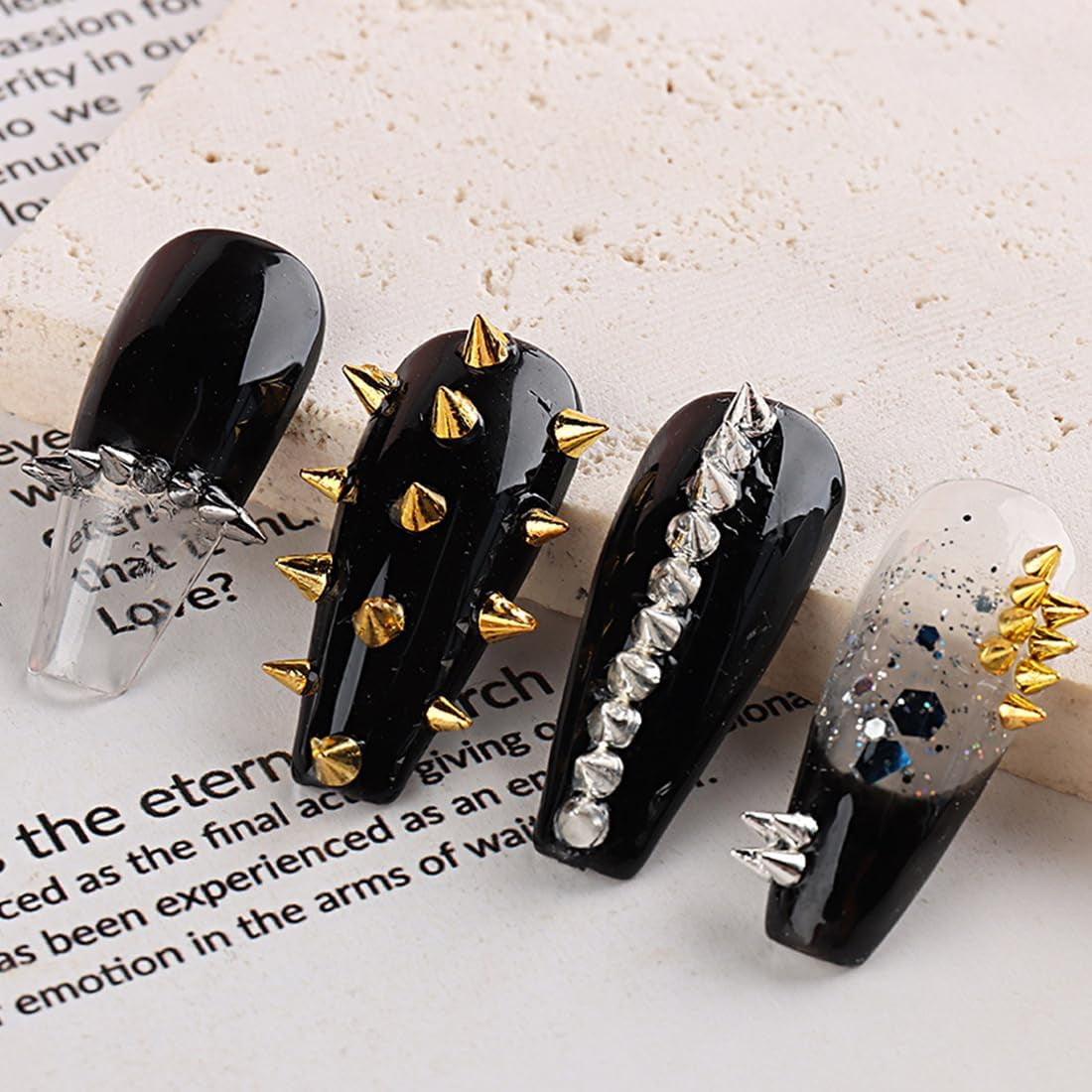 Mini Metall Nieten Punk Nail Charms Gold Silver Strasssteine ​​​​Nägel Charm Kegel Spikes Nagelschmuck Glitzersteine ​​​​Nail Art Studs Nagel Steine ​​​​Legierung Nagelanhänger Strass Nageldesign Zubehör