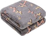 Kanguru Lit, couvre-lit, couverture polaire pour lit double, couverture en microfibre, Snoopy Peanuts GRIS, 230X230Cm, couverture d'été, couvre-lit pour chambre à coucher Lits et couvertures Besuche den Kanguru-Store 230X230 Cm Papillons brillants gris
