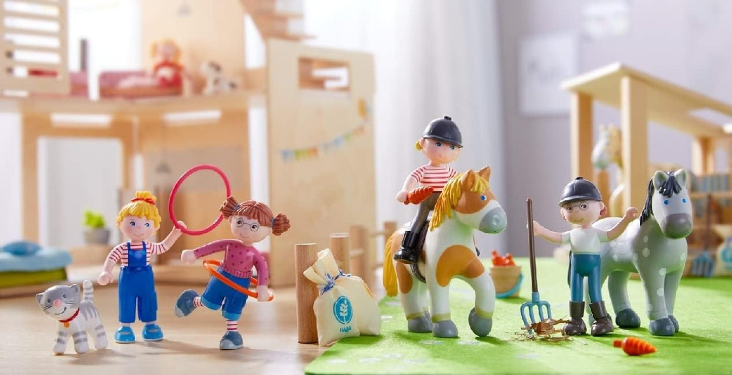 HABA 303672 - Les petits amis - Conni | Mini poupée mignonne à partir de 3 ans | Poupée pliante en plastique durable pour un plaisir de jeu durable | Cadeau pour tous les fans de Conni Papusi Naty Shop