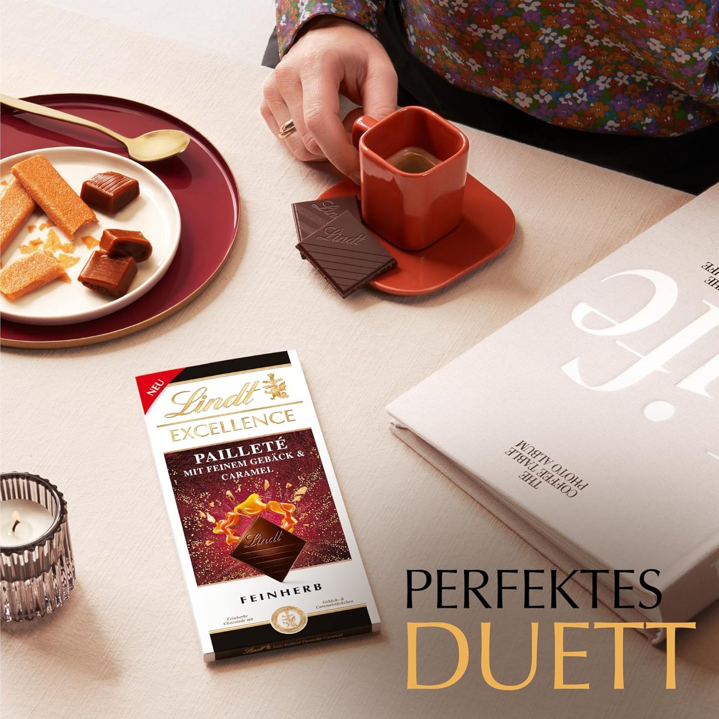 Lindt EXCELLENCE Pâte Aux Paillettes Et Caramel - Chocolat Noir Fin Au Goût Intense De Cacao