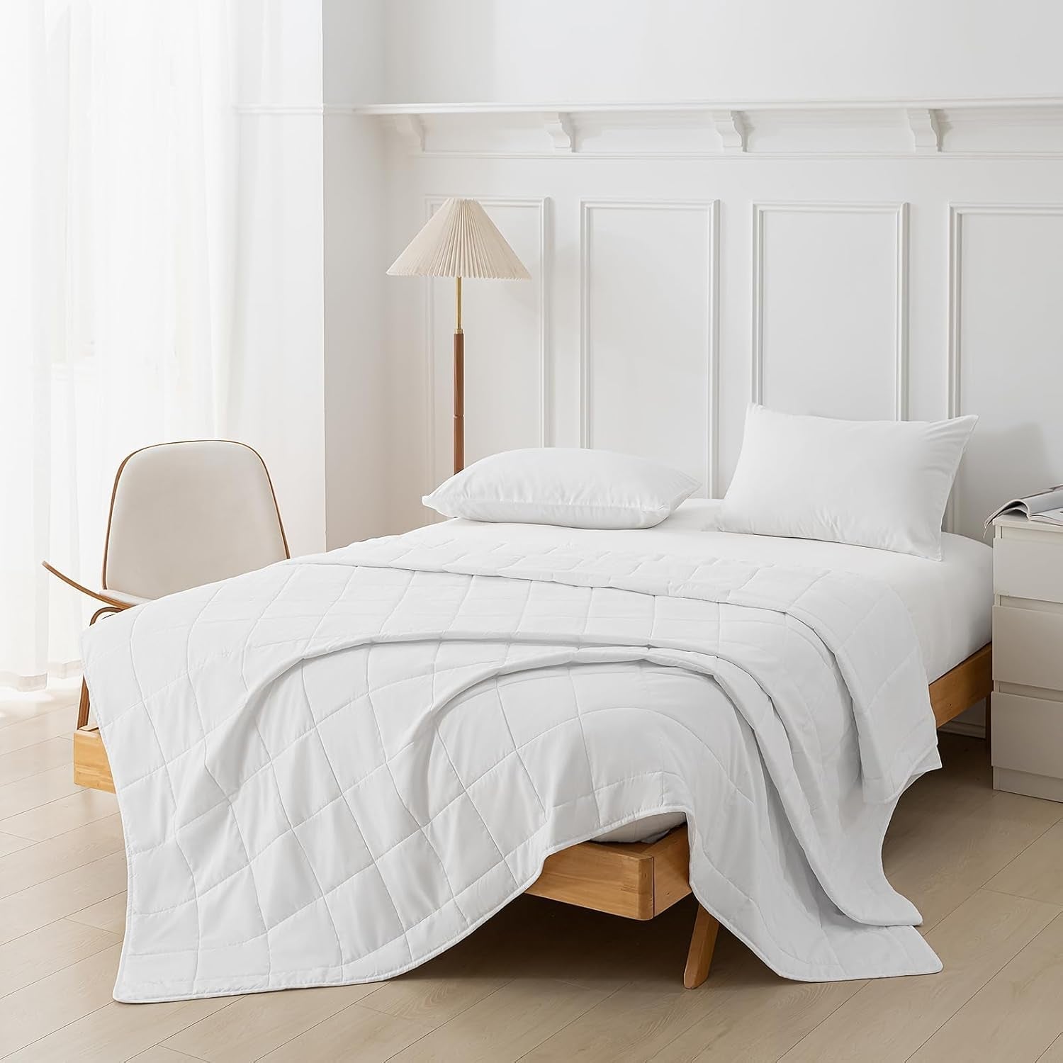 Couette d'été 155X220 Couette d'été légère Couettes 90 GSM Couette 155X220Cm Couette fine Utilisable sans housse Couette rafraîchissante Soft Cosy Blanc Couettes et couettes Naty Shop