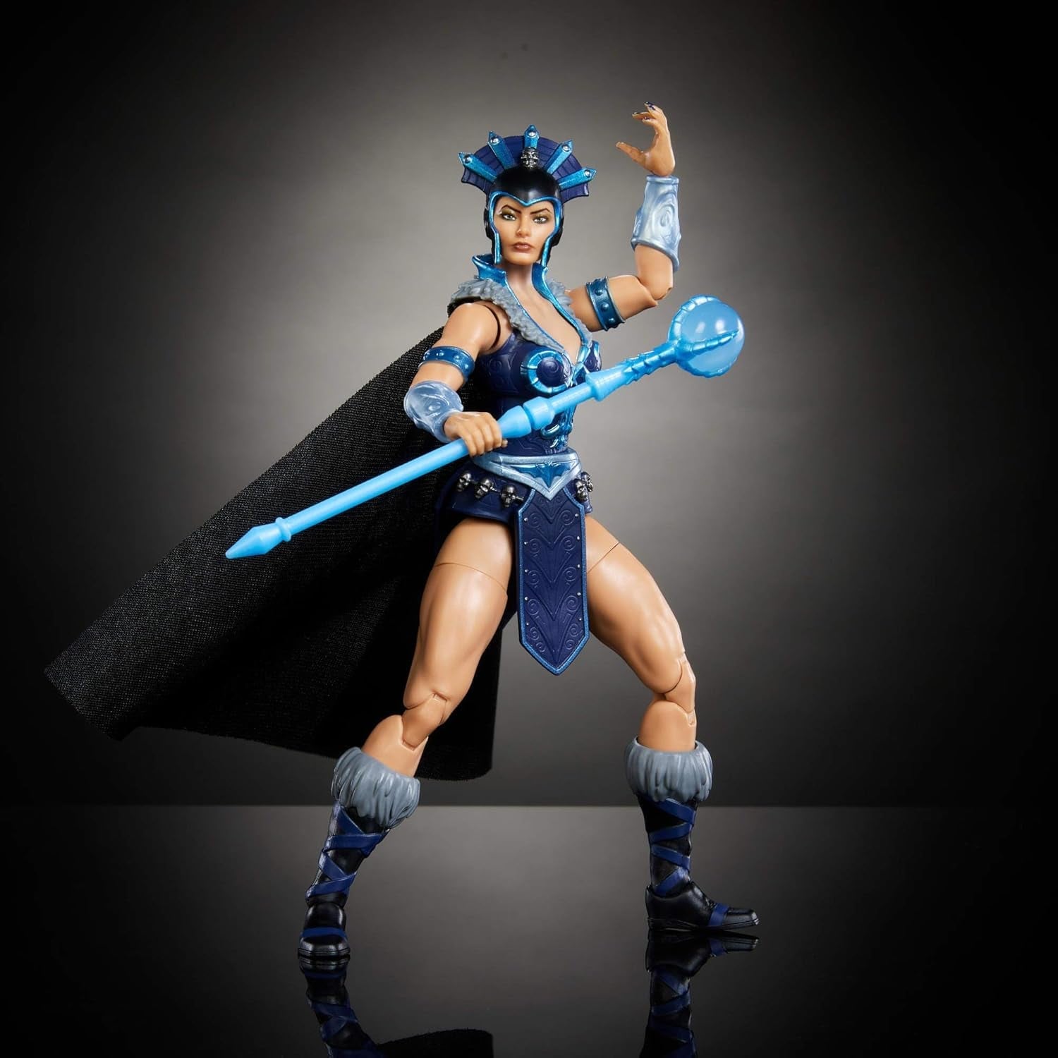 Figurine d'action Masterverse des Maîtres de l'Univers Env. 18 cm de haut, New Eternia Evil-Lyn, MOTU Toy Villainess, Sorcière, 30 points de mouvement, Baguette boule de cristal, Figurines JBP77 Naty Shop