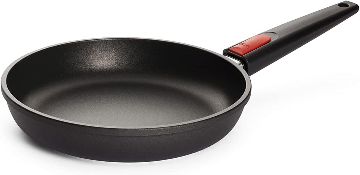 Poêle plate Woll Nowo Titanium - Induction, hauteur 5 Cm, poignée amovible - pour tous types de feux, Fonte d'aluminium, revêtement antiadhésif Casseroles et poêles Naty Shop 24 Cm