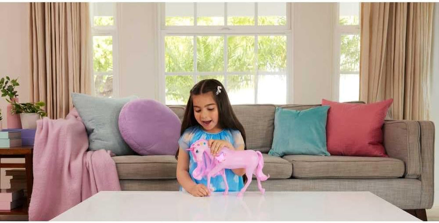 Licorne Barbie qui brille dans le noir avec 20 combinaisons interactives d'effets lumineux, sonores et musicaux pour jouer avec des boutons-poussoirs et des coups de tête, JCP78