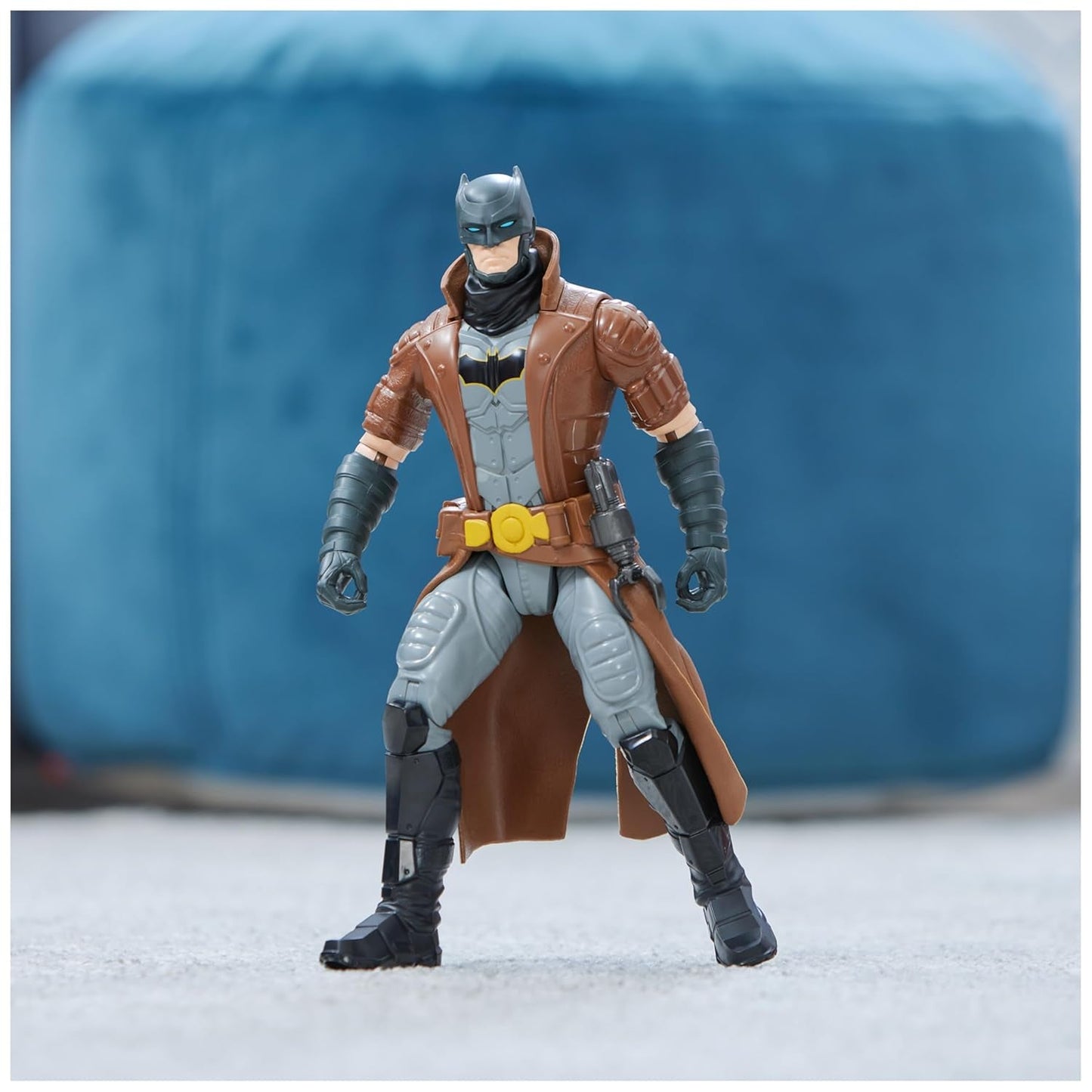 Figurine d'action Batman DC Comics de 30 cm de haut, entièrement mobile pour des aventures passionnantes et des cascades pleines d'action. Jouet pour enfants à partir de 3 ans. Figurines d'action Naty Shop