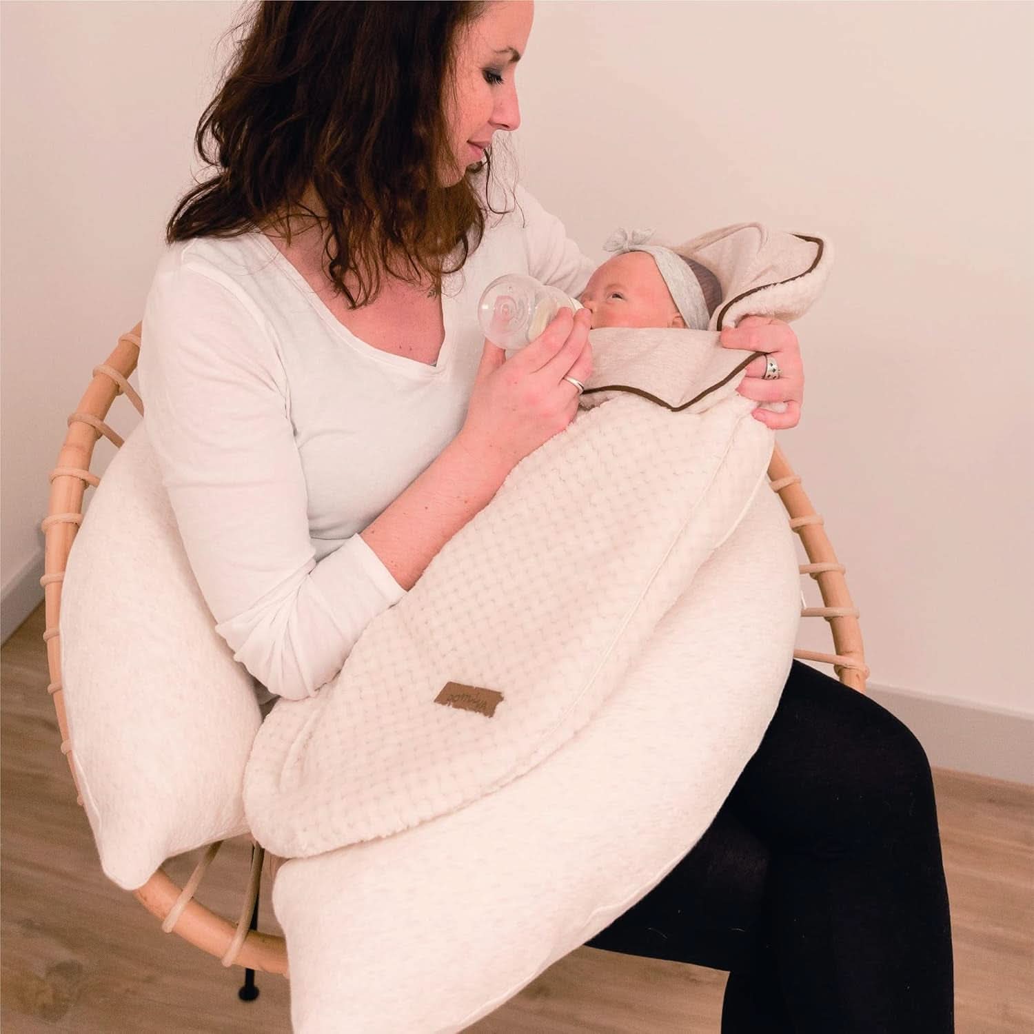 Coussin d'allaitement multifonction 4 en 1, Soft Nova, beige, oreiller simple : 202 cm, fauteuil, 40 X 75 X 22 cm Accessoires Alimentation et Allaitement Bebe Naty Shop