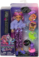 MONSTER HIGH Poupée et accessoires de soirée pyjama, poupée loup Clawdeen avec chat de compagnie, croissant, Creepover Party, HKY67