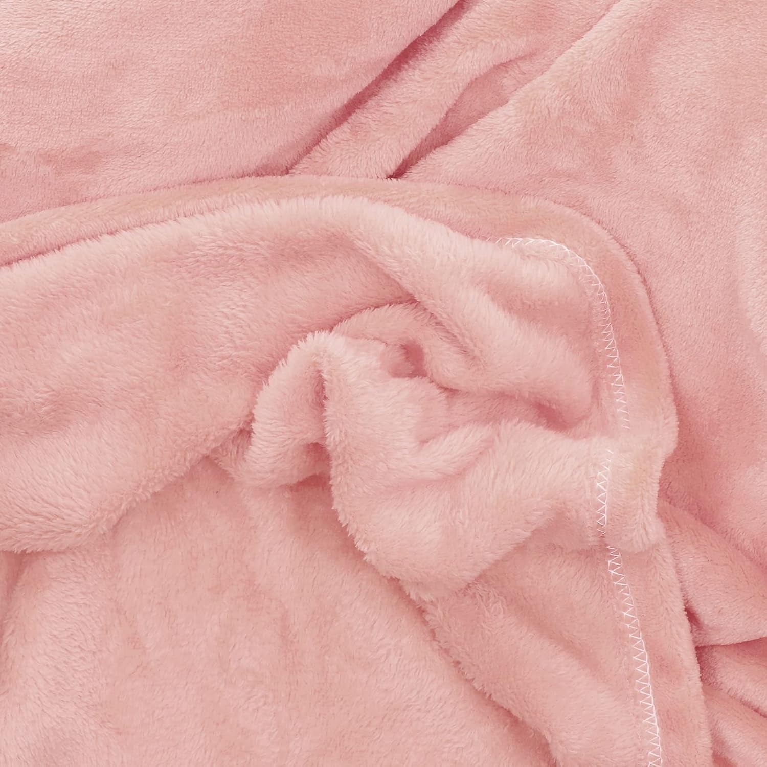 HOMLA Couverture polaire rouge moelleuse et chaude - pour canapé et lit Couverture confortable Couverture de canapé Couverture de salon - facile d'entretien 150 X 200 cm Rose Lits et couvertures Besuche den HOMLA-Store