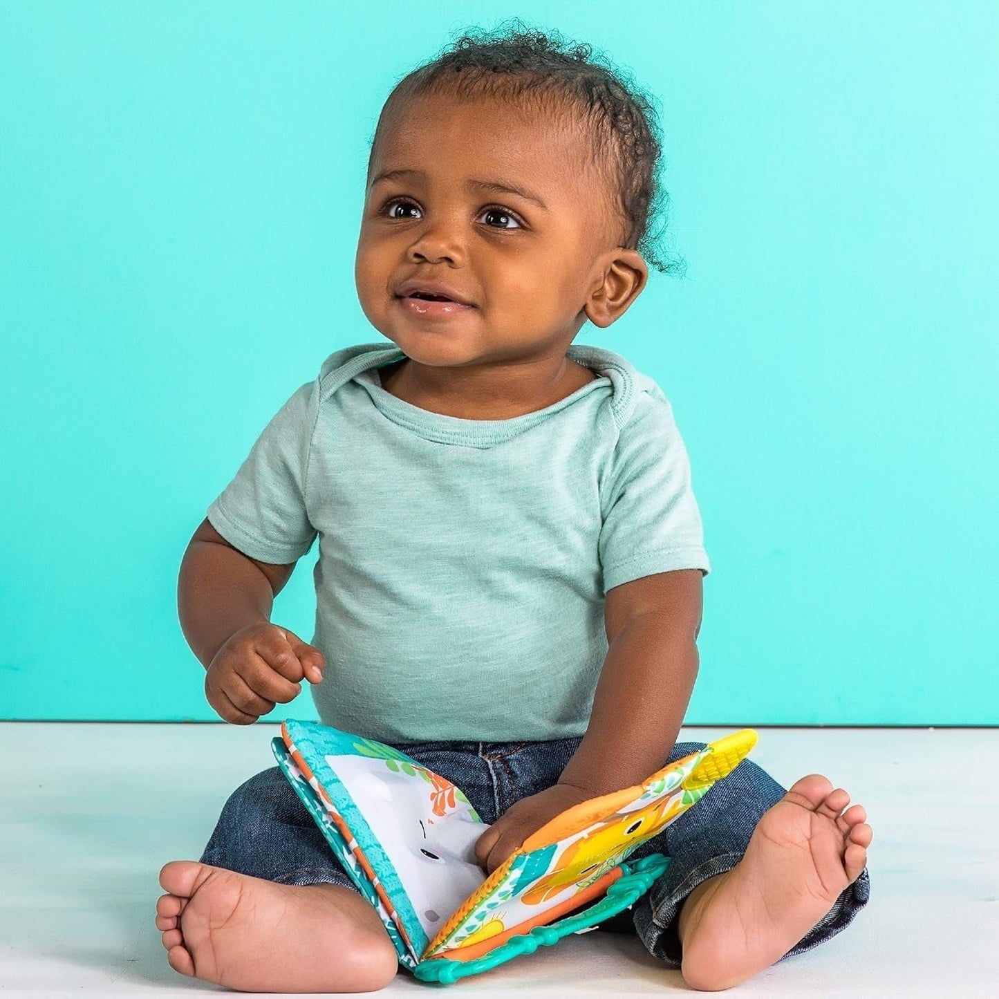 Bright Starts, Teethe & Read, Livre en tissu à hochet, jouet à saisir et livre d'images d'animaux en tissu, livre à hochet, anneau de dentition, gencives apaisantes, jouet pour bébés et tout-petits de 3 mois Jouets pour bébés Naty Shop